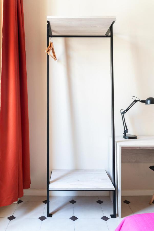 Red Nest Hostel Valencia Eksteriør bilde