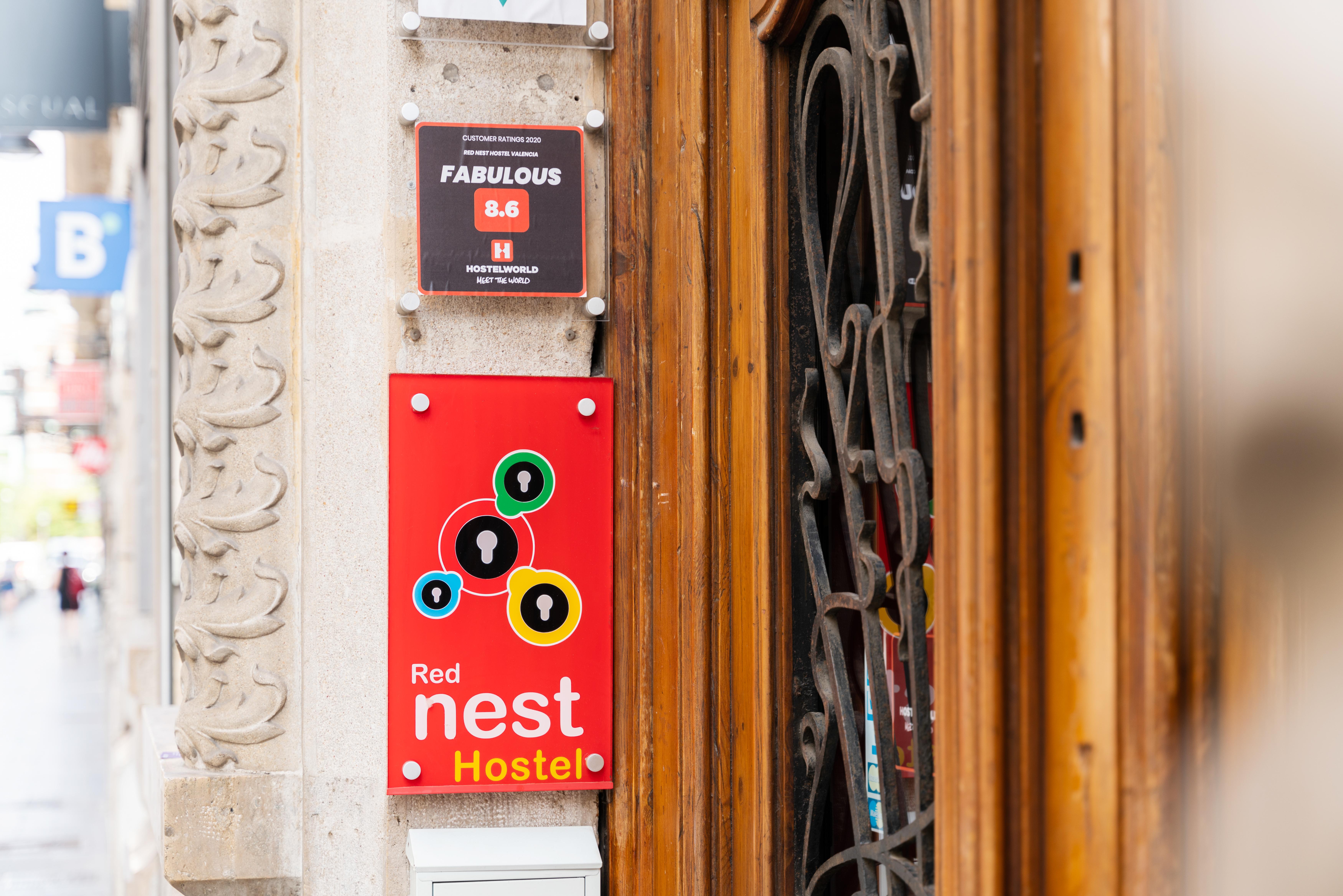 Red Nest Hostel Valencia Eksteriør bilde