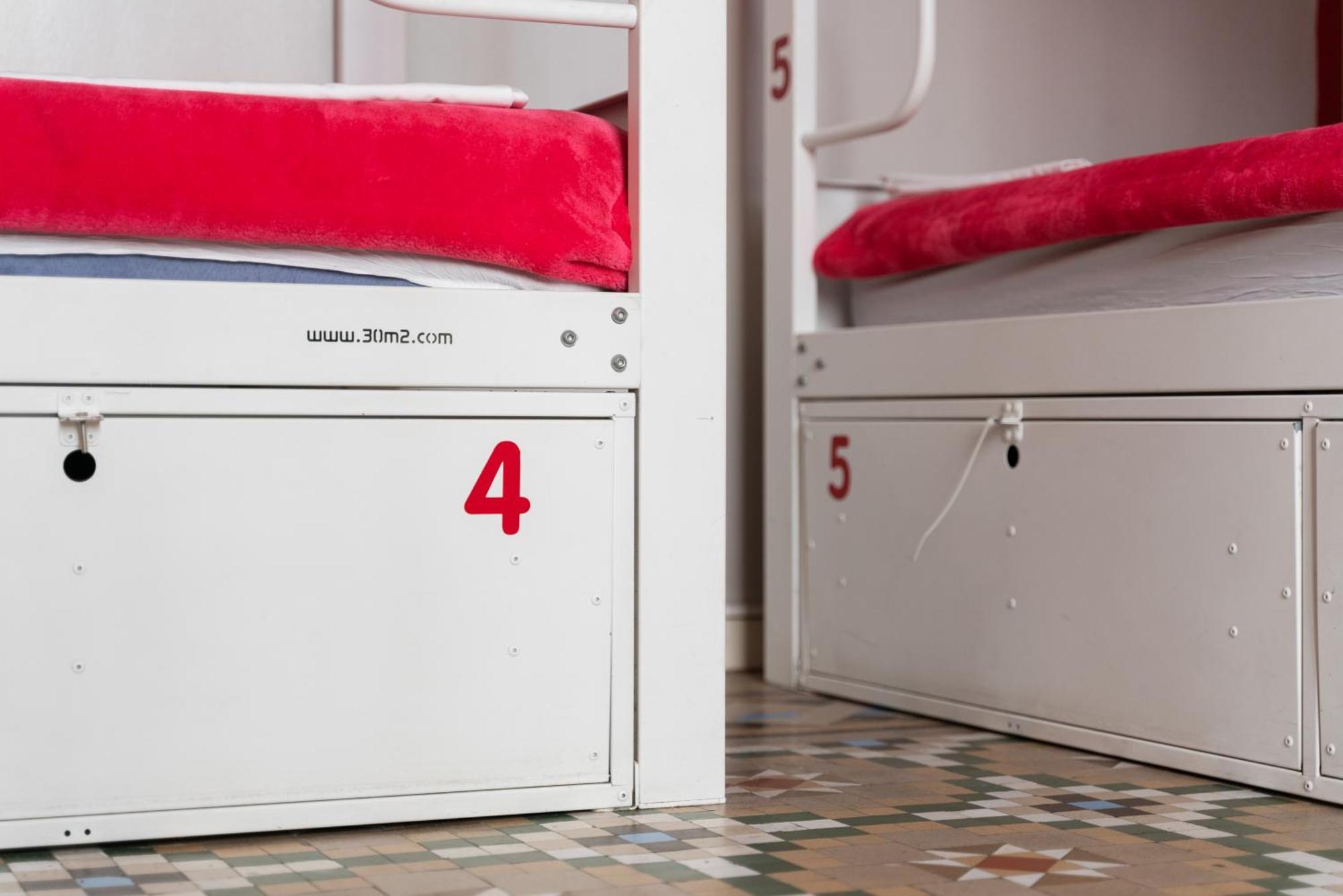 Red Nest Hostel Valencia Eksteriør bilde