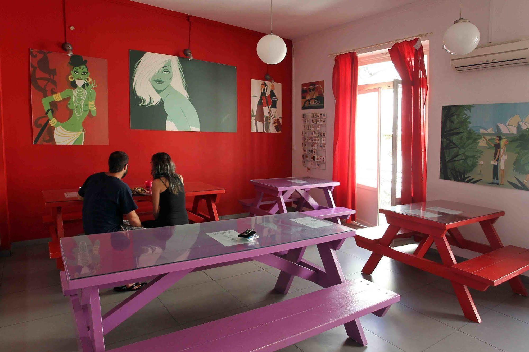 Red Nest Hostel Valencia Eksteriør bilde