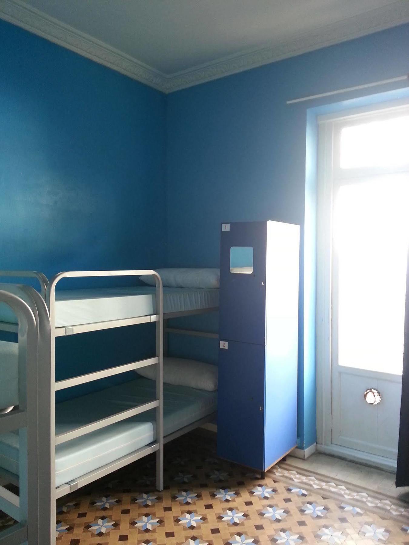 Red Nest Hostel Valencia Eksteriør bilde